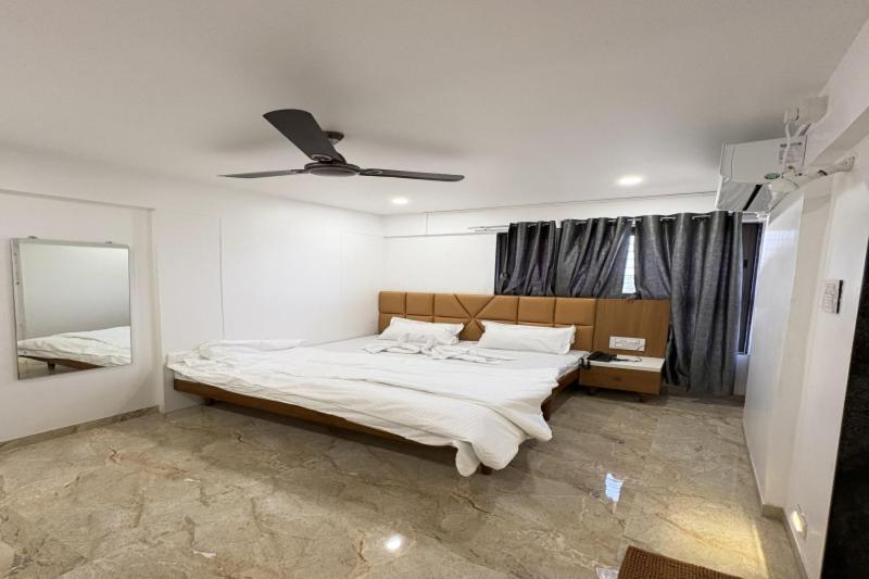 Hotel Ruchi Executive Satara Buitenkant foto